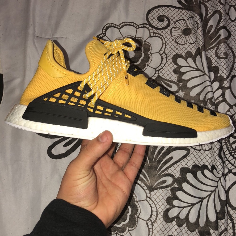 Yellow human race with og everything and recipt
